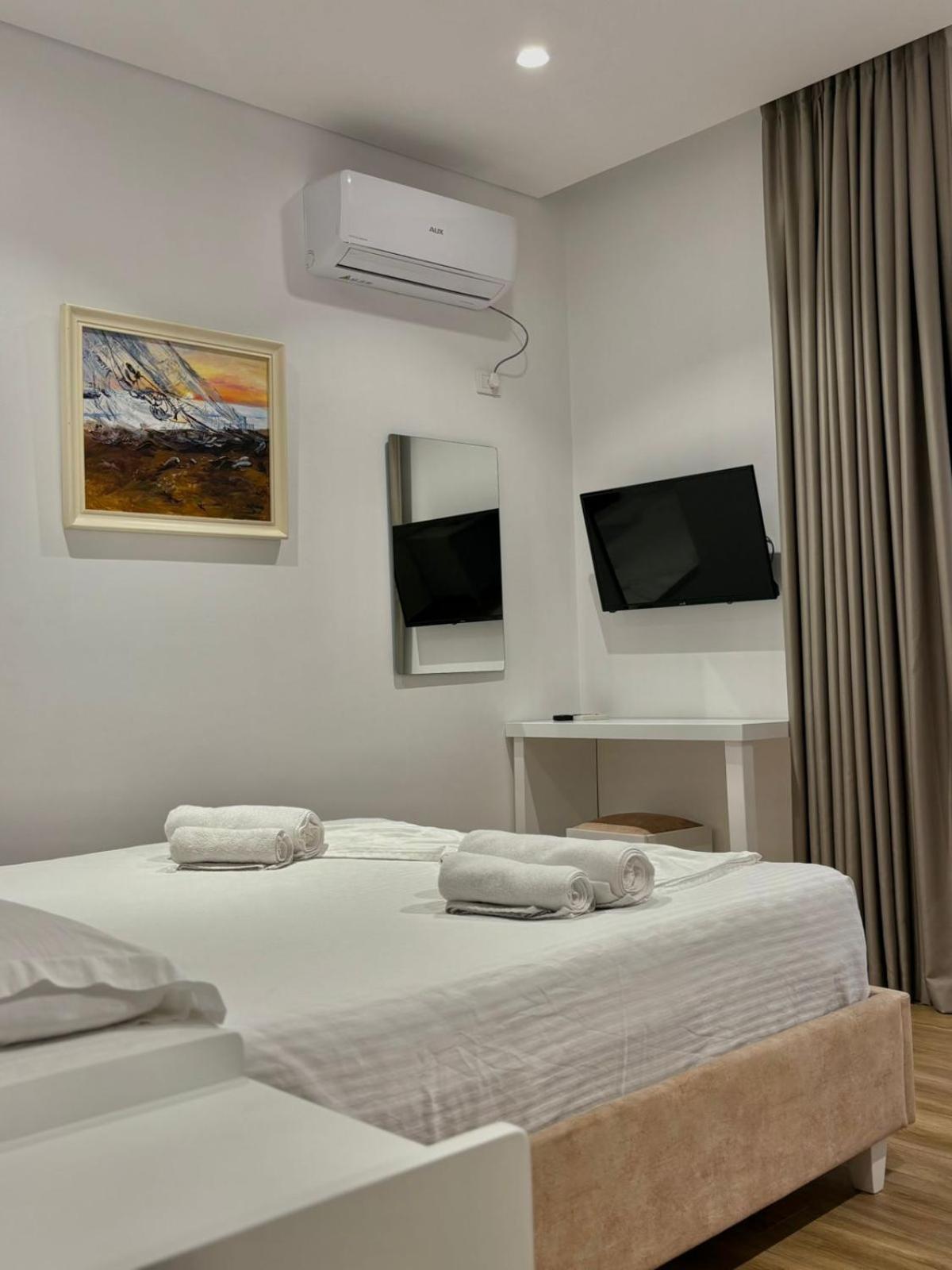 Vila Jon'A Sarande Phòng bức ảnh